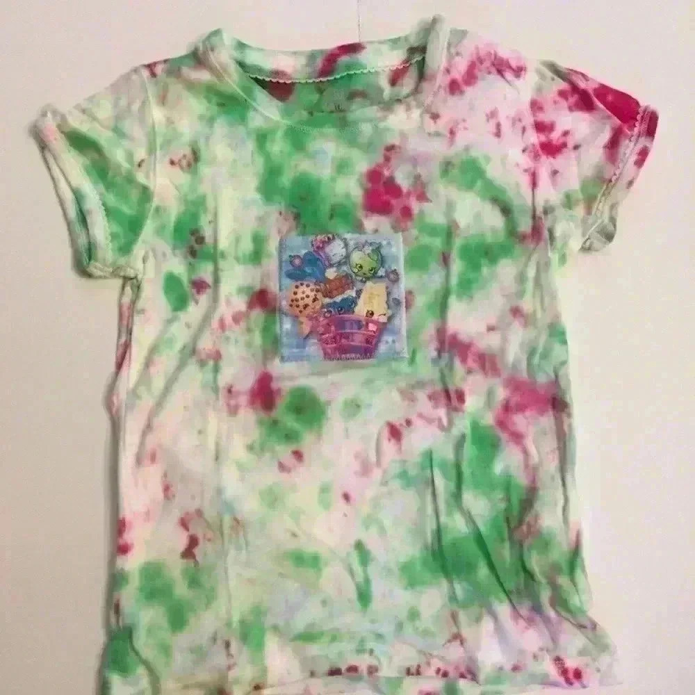 New! Shopkins tie dyed T-shirt.